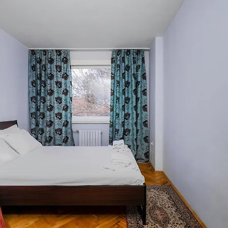 Colorful 2bd Next To Serdika Center By Flat Mаnager Sofia