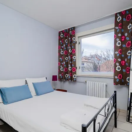 Colorful 2bd Next To Serdika Center By Flat Mаnager דירה *