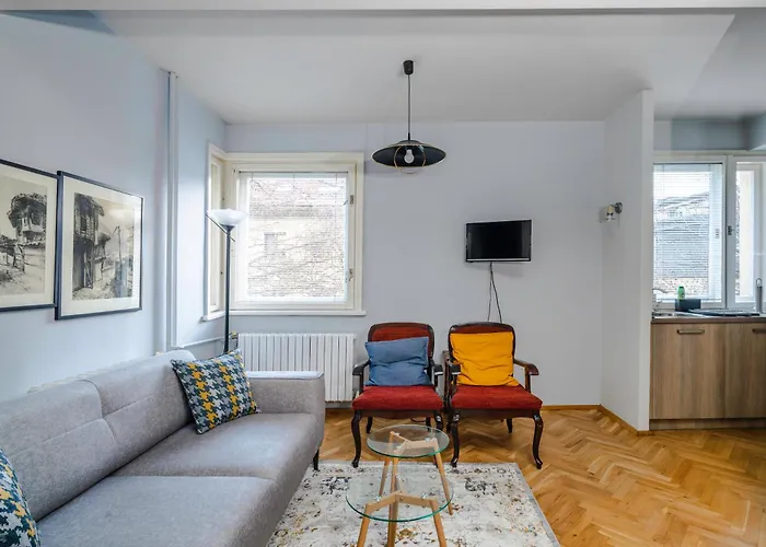 Colorful 2bd Next To Serdika Center By Flat Mаnager アパート *