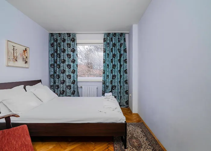 Colorful 2bd Next To Serdika Center By Flat Mаnager Sofia